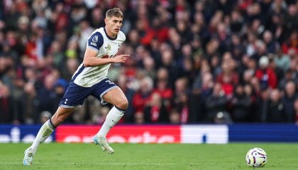 回声报：范德文是利物浦潜在目标，转会费预计需要6500万英镑