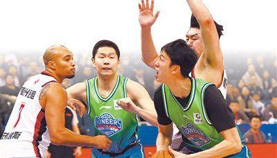 天津男篮主场取胜