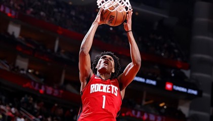 对手防守强度一般，火箭先发控卫也能够发挥出自己全面的能力？