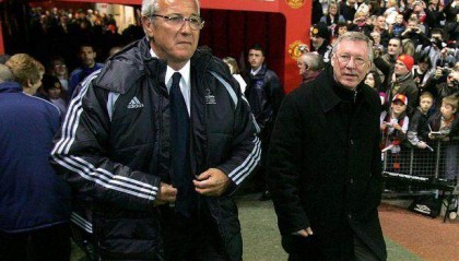 欧冠官方客户端-王勤伯：曼联理想的主帅住在隔壁人家里